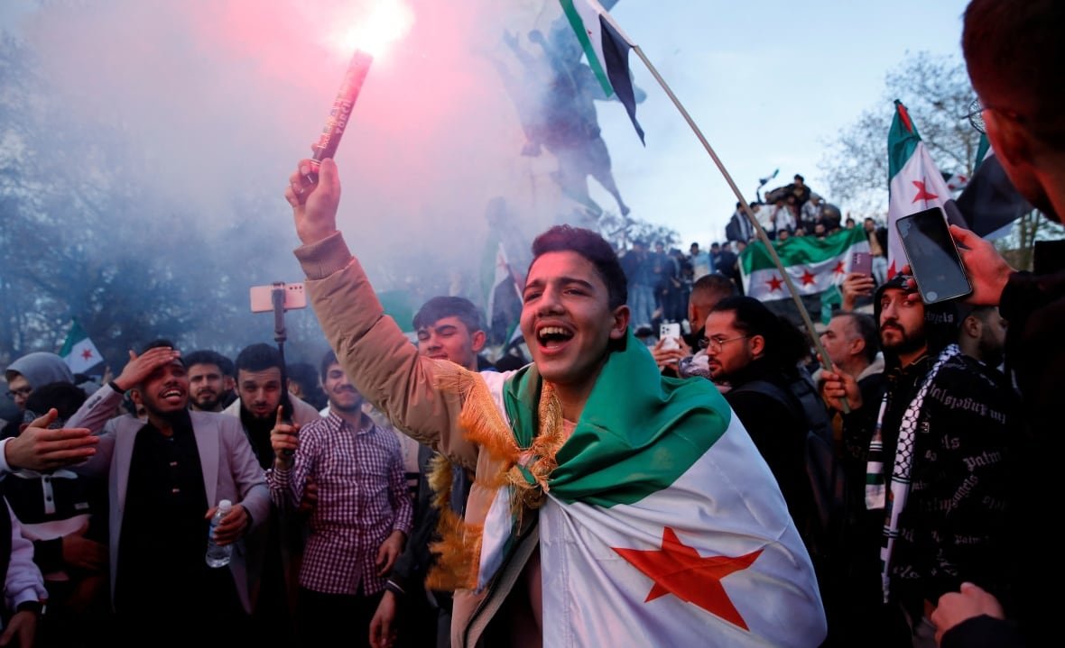 Syrians living in Turkey celebrate after Syrian rebels announced that they have ousted President Bashar al-Assad in Syria, in Istanbul, Turkey, December 8, 2024. 