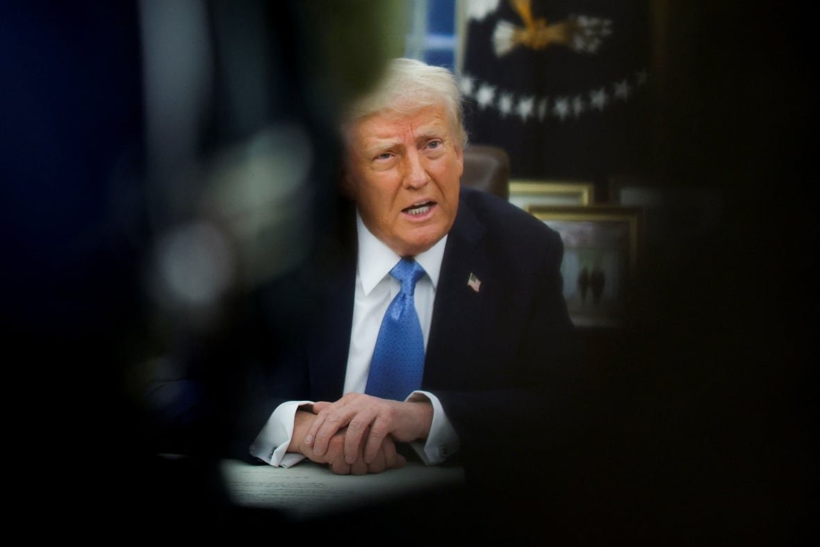 Trump seen between cameras