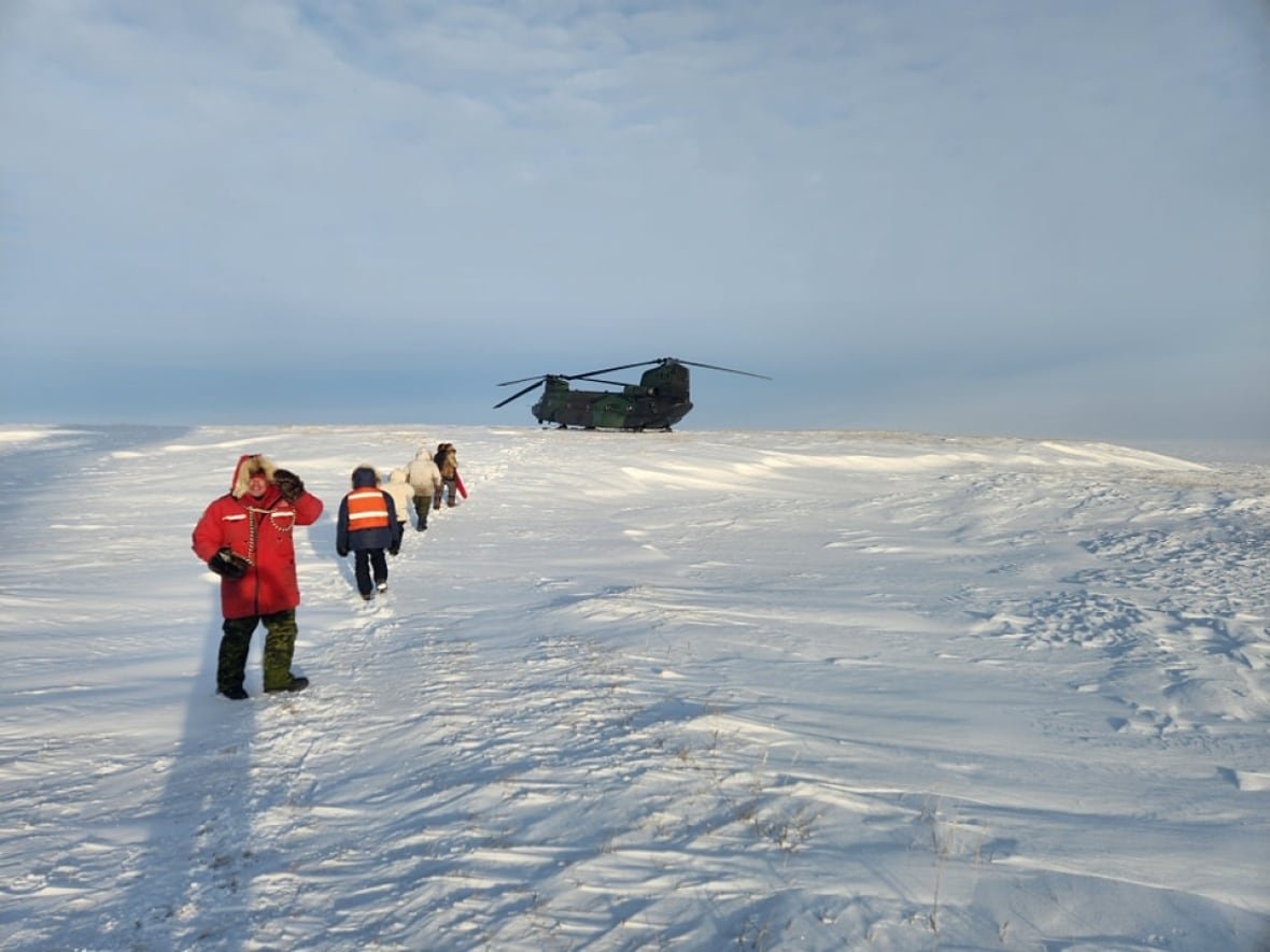 Military plane touches down on tundra