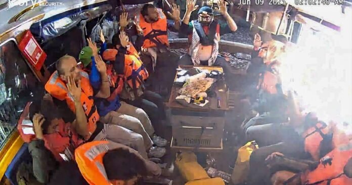 ‘Piracy’: World Reacts To Israel’s Seizure Of Gaza-bound Aid Vessel Madleen - Dubai News TV