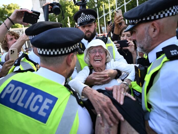 UK To Prosecute 60 More People For Backing Banned Palestine Action Group - Dubai News TV